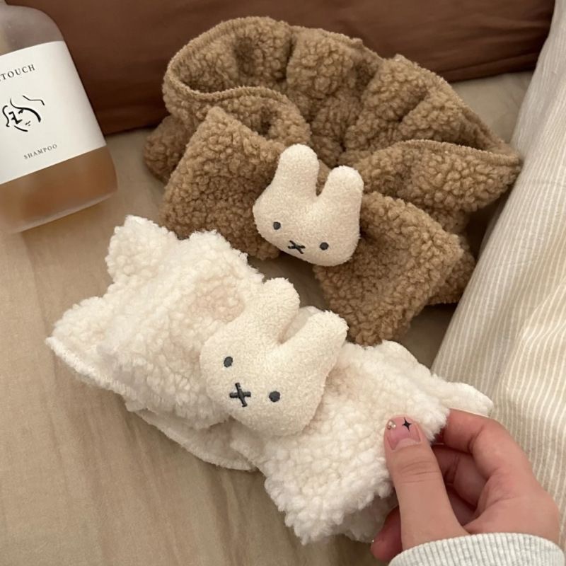 Miffy Rabbit Anime Merchandise - Anime Cosplay Realistic recension och pris